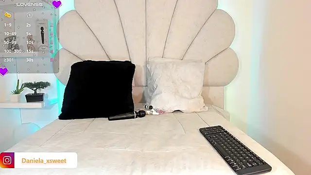 Danielaangelina online show from 09/10/25, 06:23