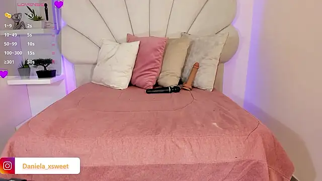 Danielaangelina online show from 03/20/26, 05:52