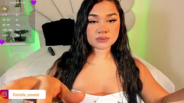 Danielaangelina online show from 09/28/25, 06:20