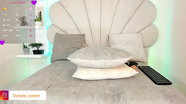 Danielaangelina online show from 03/27/26, 08:26