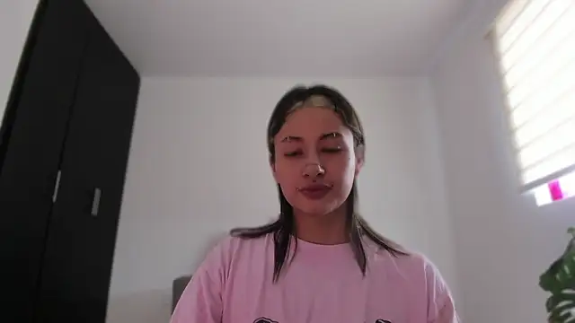 ggor4w33 online show from 03/19/26, 04:40