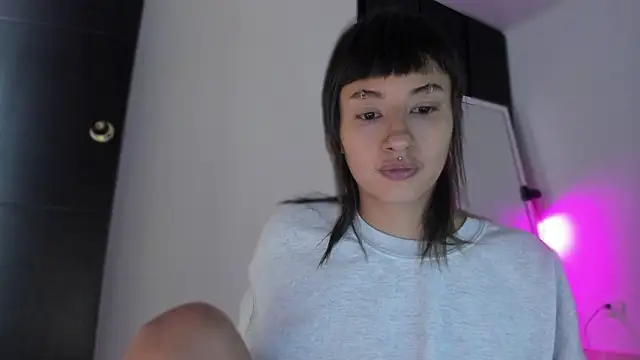 ggor4w33 online show from 02/19/26, 12:35