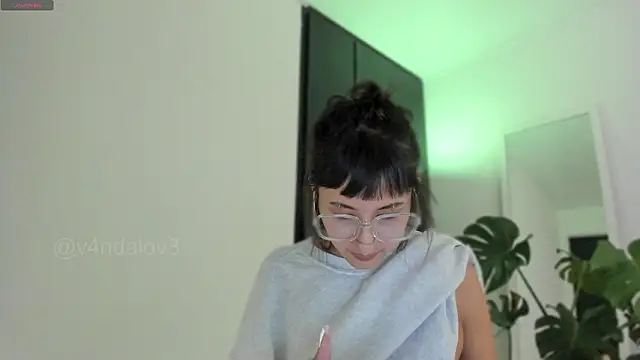 ggor4w33 online show from 02/25/26, 05:24