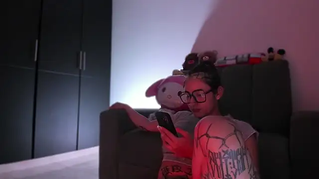 ggor4w33 online show from 03/15/26, 11:45