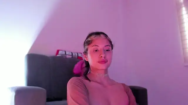 ggor4w33 online show from 03/17/26, 08:45