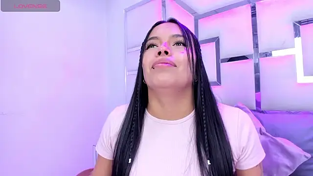 ZoeWan69 online show from 03/03/26, 02:13