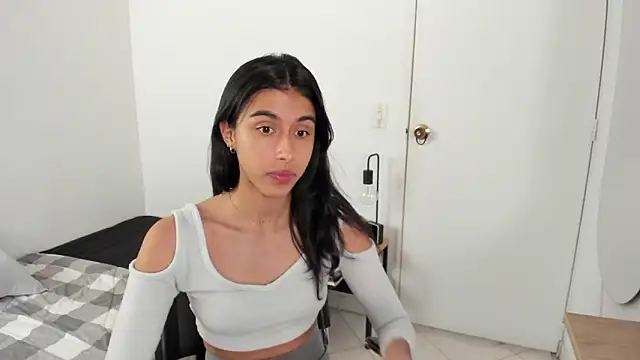 Mazikeen  18 online show from 03/20/26, 01:45