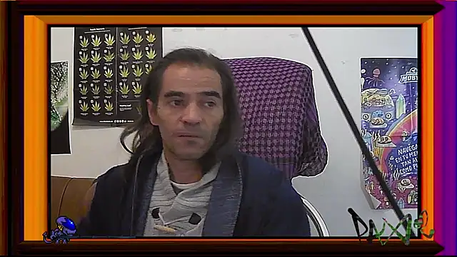 Snapshot of ReyDeBotones chatting on 11/22/25, 10:08 ReyDeBotones online show from 11/22/25, 10:08