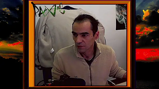 Snapshot of ReyDeBotones chatting on 02/25/26, 09:25 ReyDeBotones online show from 02/25/26, 09:25