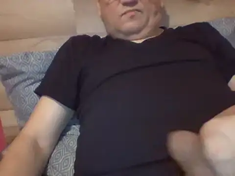 Snapshot of ruplumber chatting on 02/12/25, 03:40 ruplumber online show from 02/12/25, 03:40