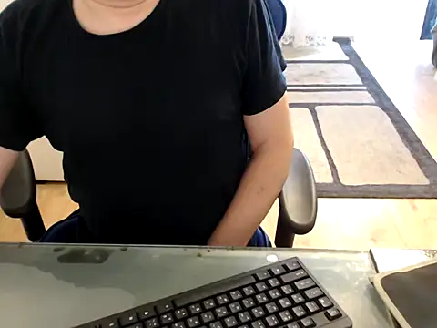 Snapshot of ruplumber chatting on 02/19/25, 07:17 ruplumber online show from 02/19/25, 07:17