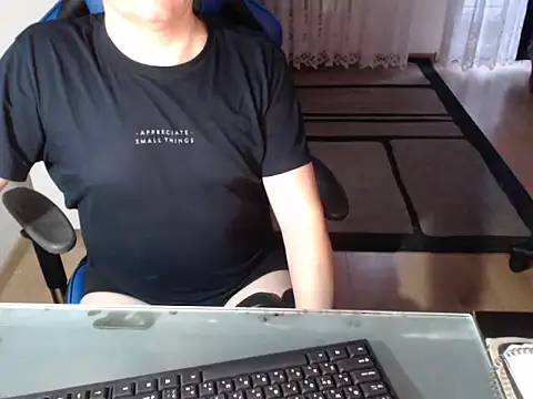 Snapshot of ruplumber chatting on 02/26/25, 06:40 ruplumber online show from 02/26/25, 06:40