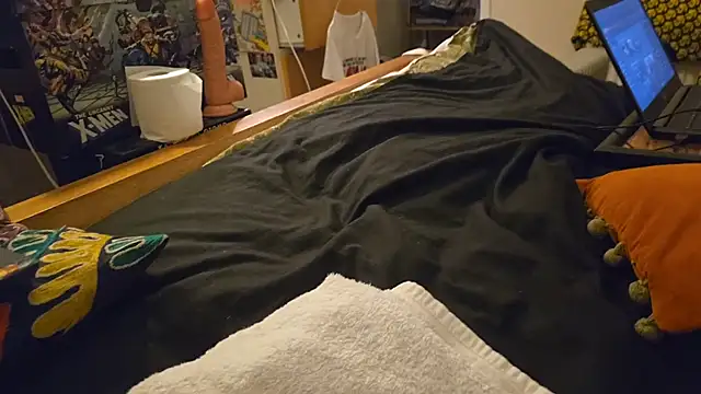 Snapshot of Aquaca1910 chatting on 11/01/25, 03:24 Aquaca1910 online show from 11/01/25, 03:24