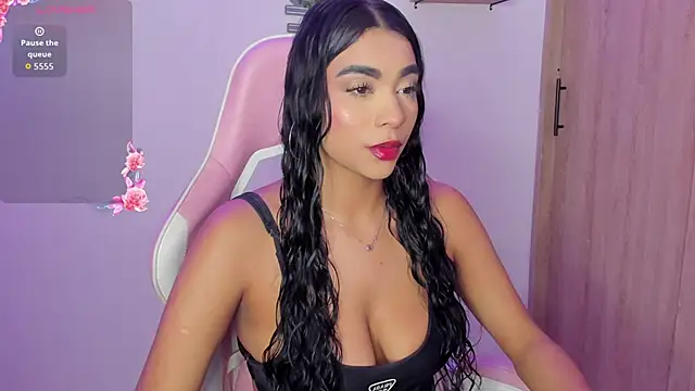Bella ricci  online show from 09/28/25, 11:01