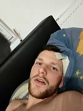 Cosmin224451 online show from 12/03/25, 09:47