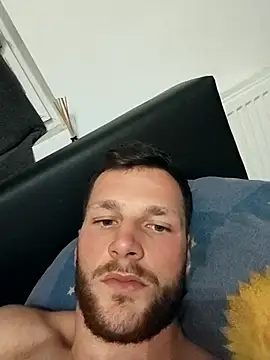 Cosmin224451 online show from 09/29/25, 06:46