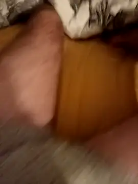 Snapshot of Dam70 chatting on 11/29/25, 01:39 Dam70 online show from 11/29/25, 01:39