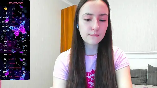 Cute  Nana online show from 06/06/26, 01:44