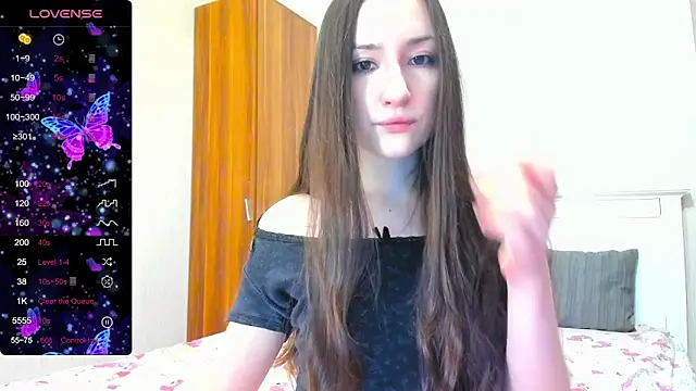 Cute  Nana online show from 04/22/26, 06:36