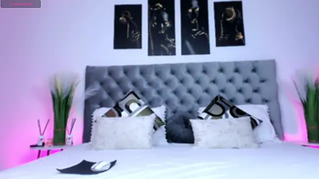 Ivy Ann online show from 10/02/25, 08:23