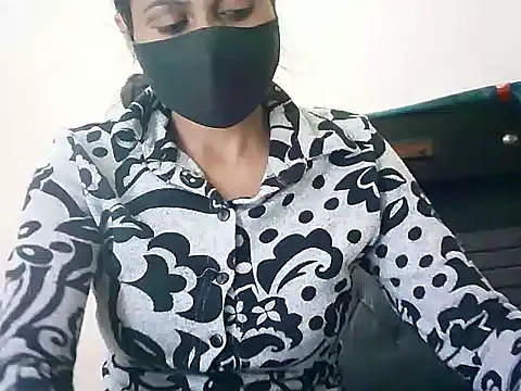 Snapshot of Rubi-Ji chatting on 03/15/25, 06:36 Rubi-Ji online show from 03/15/25, 06:36