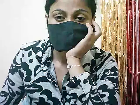 Snapshot of Rubi-Ji chatting on 03/21/25, 11:22 Rubi-Ji online show from 03/21/25, 11:22