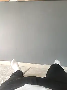 legolasleo online show from 10/09/25, 07:20