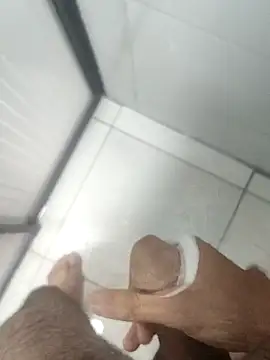 legolasleo online show from 10/18/25, 07:21