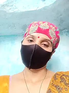 Snapshot of Sumann99 chatting on 02/17/25, 07:37 Sumann99 online show from 02/17/25, 07:37