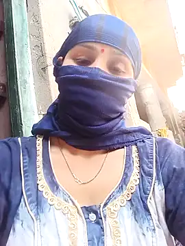 Snapshot of Sumann99 chatting on 03/03/25, 04:10 Sumann99 online show from 03/03/25, 04:10