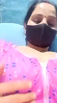 Snapshot of Sumann99 chatting on 03/08/25, 04:39 Sumann99 online show from 03/08/25, 04:39