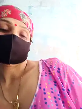 Snapshot of Sumann99 chatting on 02/23/25, 07:33 Sumann99 online show from 02/23/25, 07:33