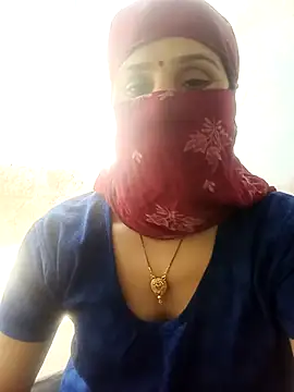 Snapshot of Sumann99 chatting on 02/12/25, 07:34 Sumann99 online show from 02/12/25, 07:34