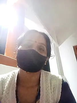 Snapshot of Sumann99 chatting on 02/05/25, 03:20 Sumann99 online show from 02/05/25, 03:20