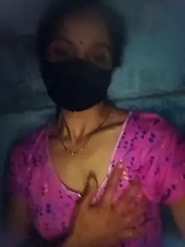 Snapshot of Sumann99 chatting on 03/07/25, 04:55 Sumann99 online show from 03/07/25, 04:55