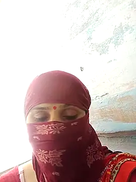 Snapshot of Sumann99 chatting on 02/14/25, 08:10 Sumann99 online show from 02/14/25, 08:10