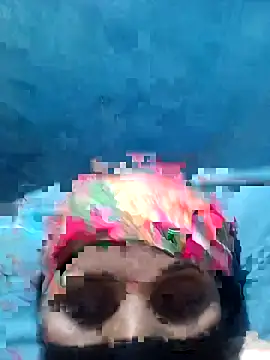 Snapshot of Sumann99 chatting on 02/18/25, 09:21 Sumann99 online show from 02/18/25, 09:21