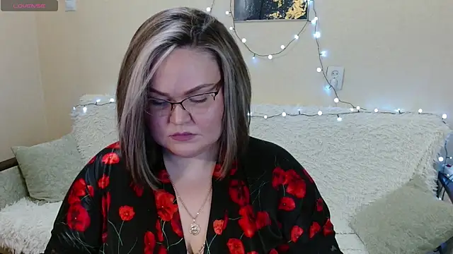 Vivien  wet online show from 02/01/25, 05:58