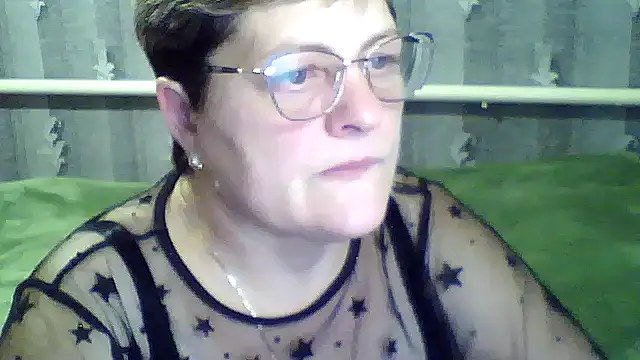 ElzaJewel online show from 10/19/25, 04:32