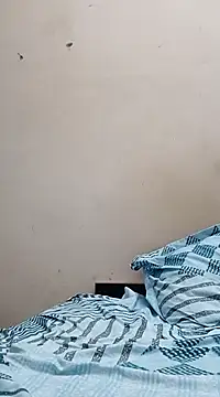 Snapshot of EZ_shuvani chatting on 03/11/25, 04:30 EZ shuvani online show from 03/11/25, 04:30