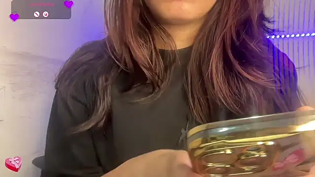 Snapshot of EZ_shuvani chatting on 10/03/25, 06:31 EZ shuvani online show from 10/03/25, 06:31