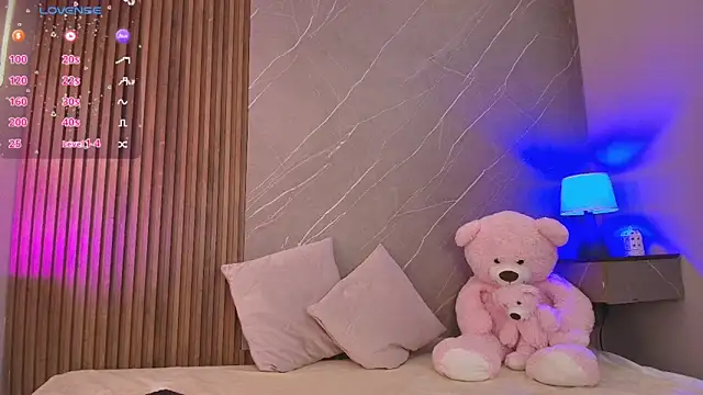 ariana jhonson1 online show from 03/10/26, 12:42