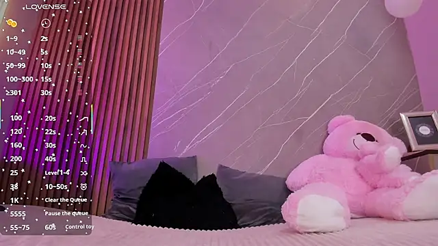 ariana jhonson1 online show from 12/21/25, 12:29