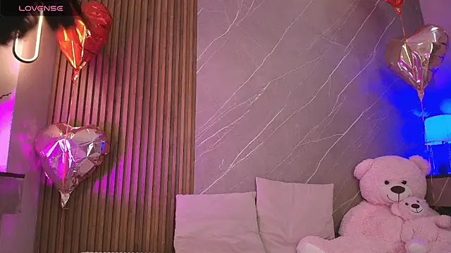 ariana jhonson1 online show from 04/07/26, 01:02