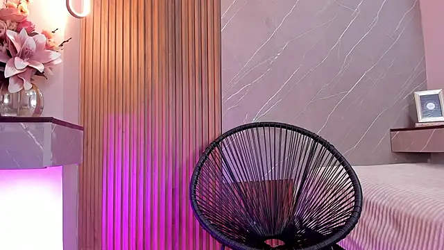 ariana jhonson1 online show from 03/15/25, 12:13