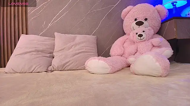 ariana jhonson1 online show from 02/11/26, 12:27