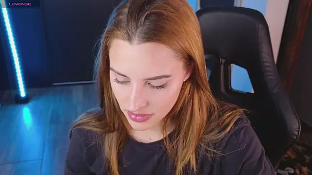 yourdream 6 online show from 10/23/25, 01:26