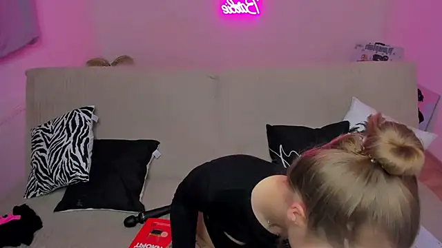 YourMegan online show from 09/22/25, 06:03