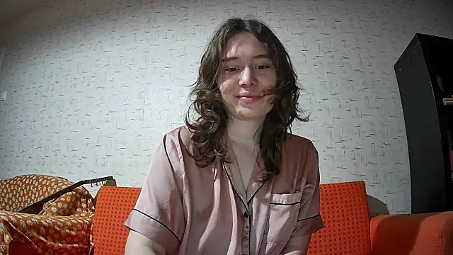 girliemilk online show from 01/11/26, 03:08