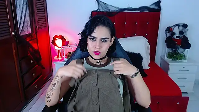 veronica luar online show from 10/30/25, 04:55